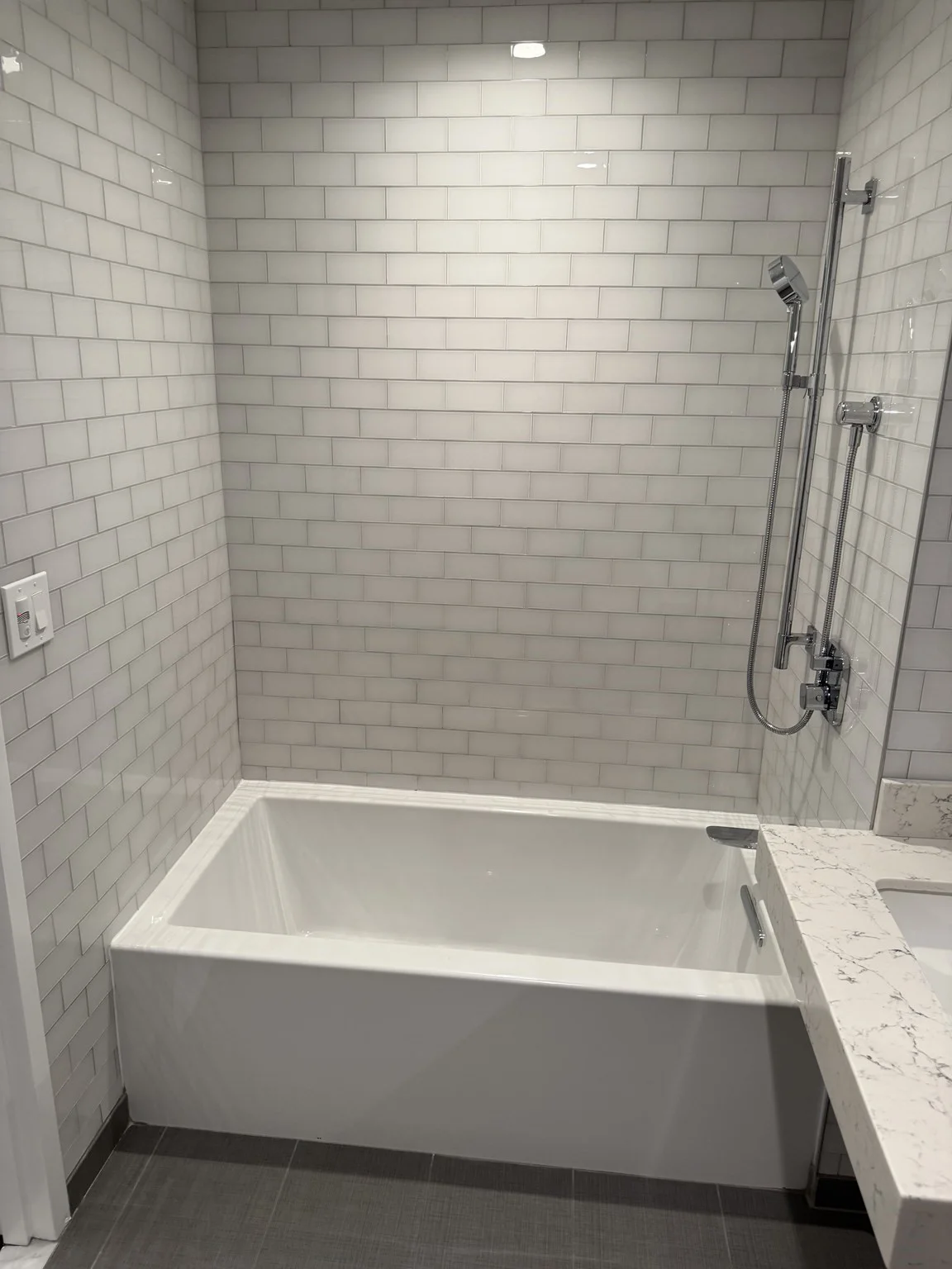 3 bed, 2 bath apartment for rent at 190 High St Unit 6, Charlestown — photo 32 of 32