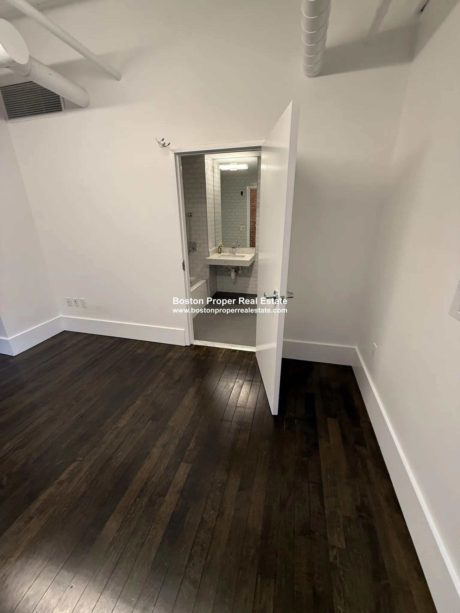 3 bed, 2 bath apartment for rent at 190 High St Unit 601, Boston Downtown — photo 28 of 43