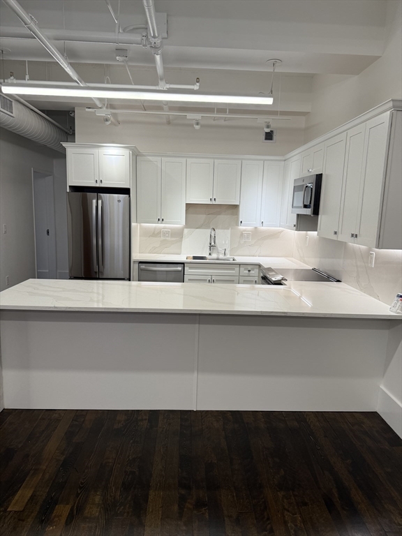 3 bed, 2 bath apartment for rent at 190 High St Unit 601, Waterfront — photo 7 of 26