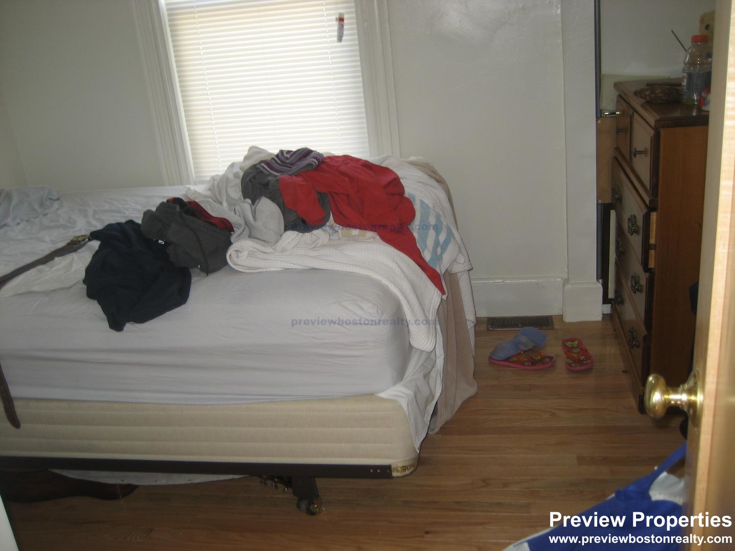 3 bed, 1.5 bath apartment for rent at 190 Highland St Unit 3P, Roxbury — photo 2 of 11