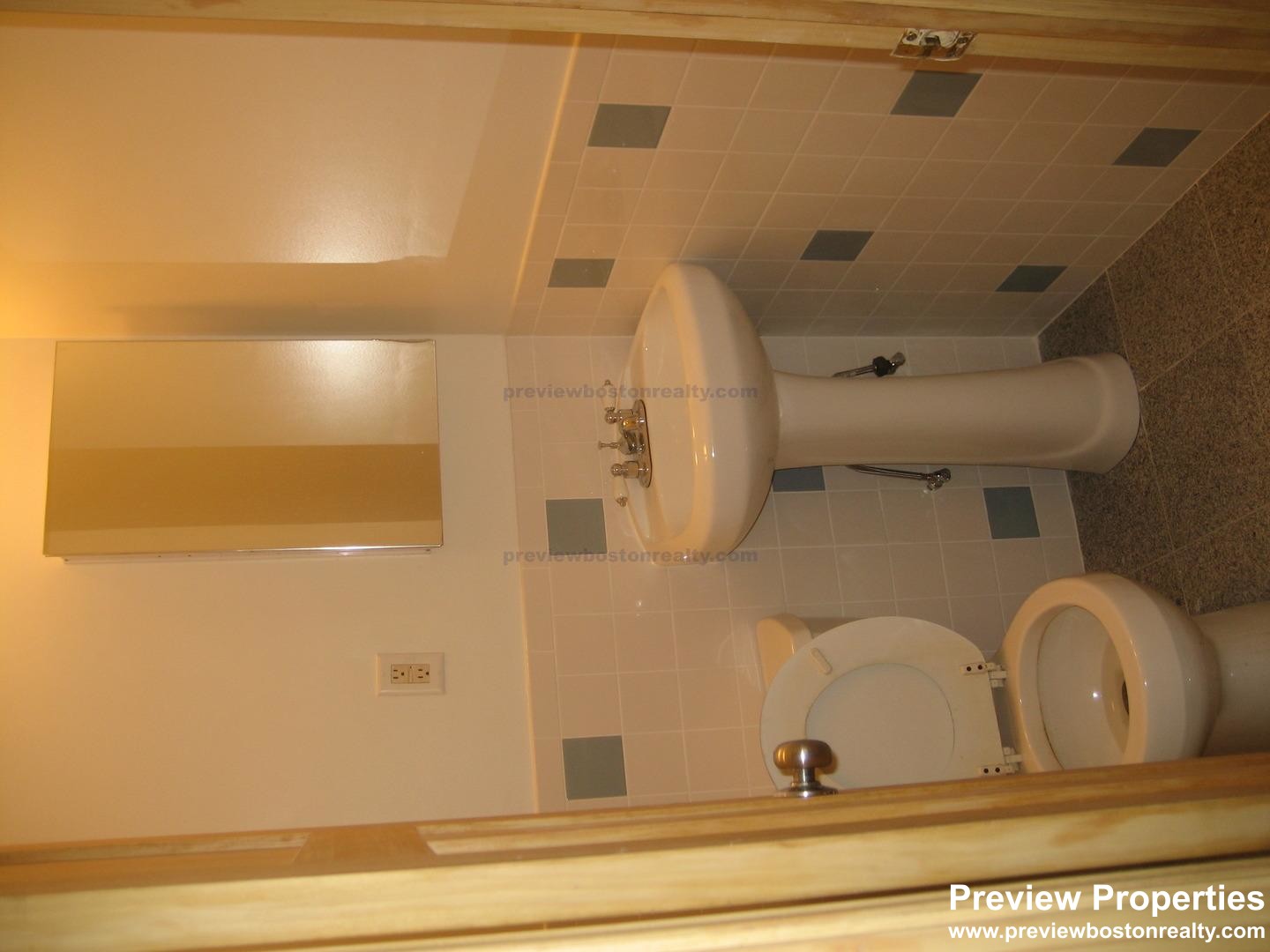 3 bed, 1.5 bath apartment for rent at 190 Highland St Unit 3P, Roxbury — photo 7 of 11
