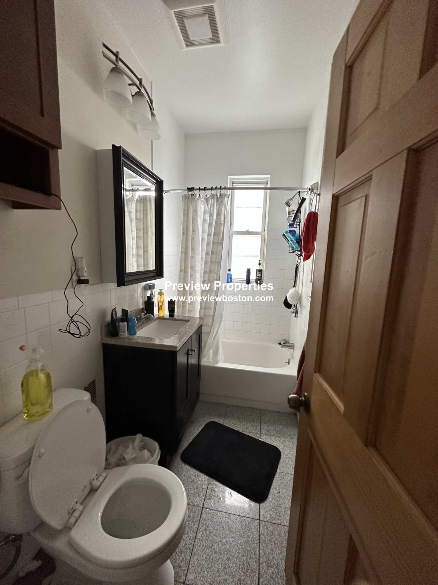 3 bed, 1 bath apartment for rent at 190 Highland Unit 2P, Roxbury — photo 6 of 6
