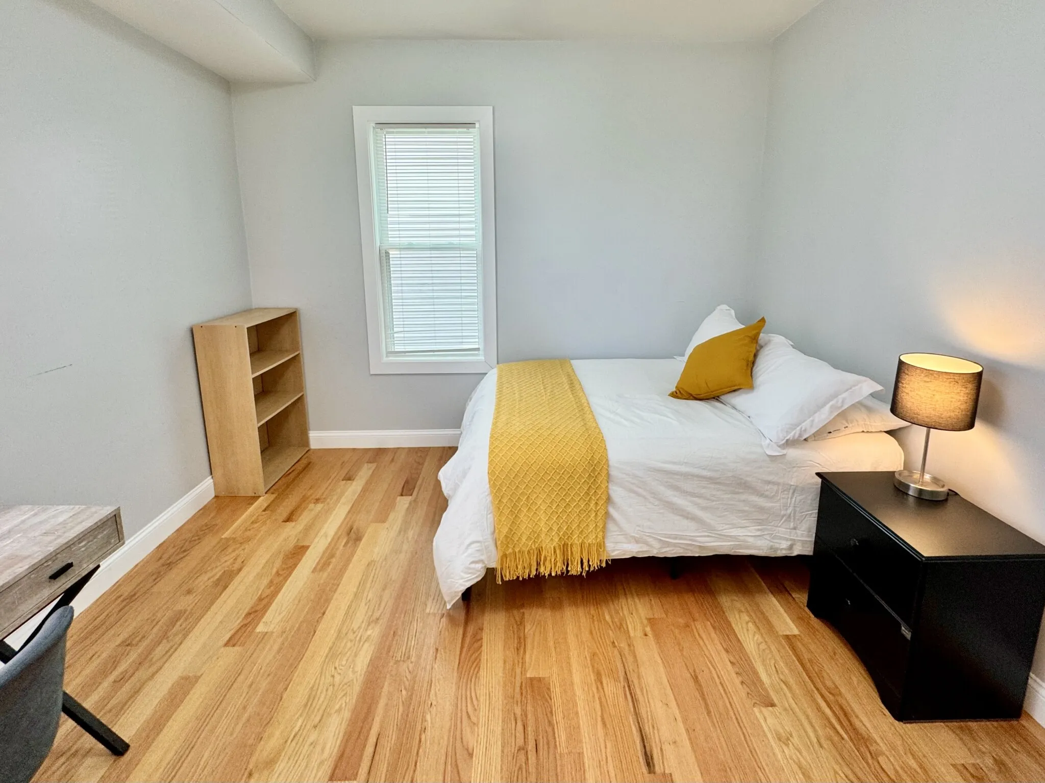4 bed, 2 bath apartment for rent at 190 Hillside St Unit 2, Mission Hill — photo 21 of 26