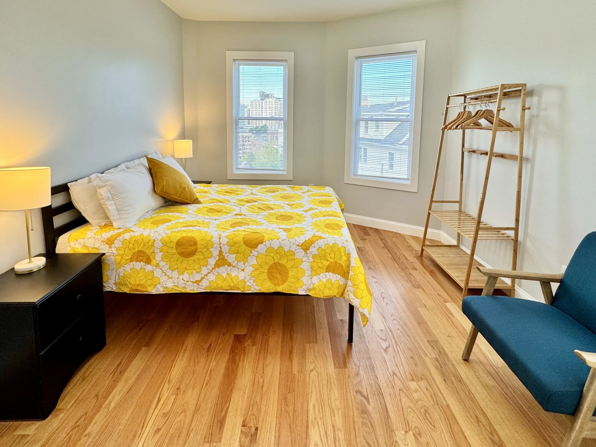 4 bed, 2 bath apartment for rent at 190 Hillside St Unit 2BF, Mission Hill — photo 16 of 25