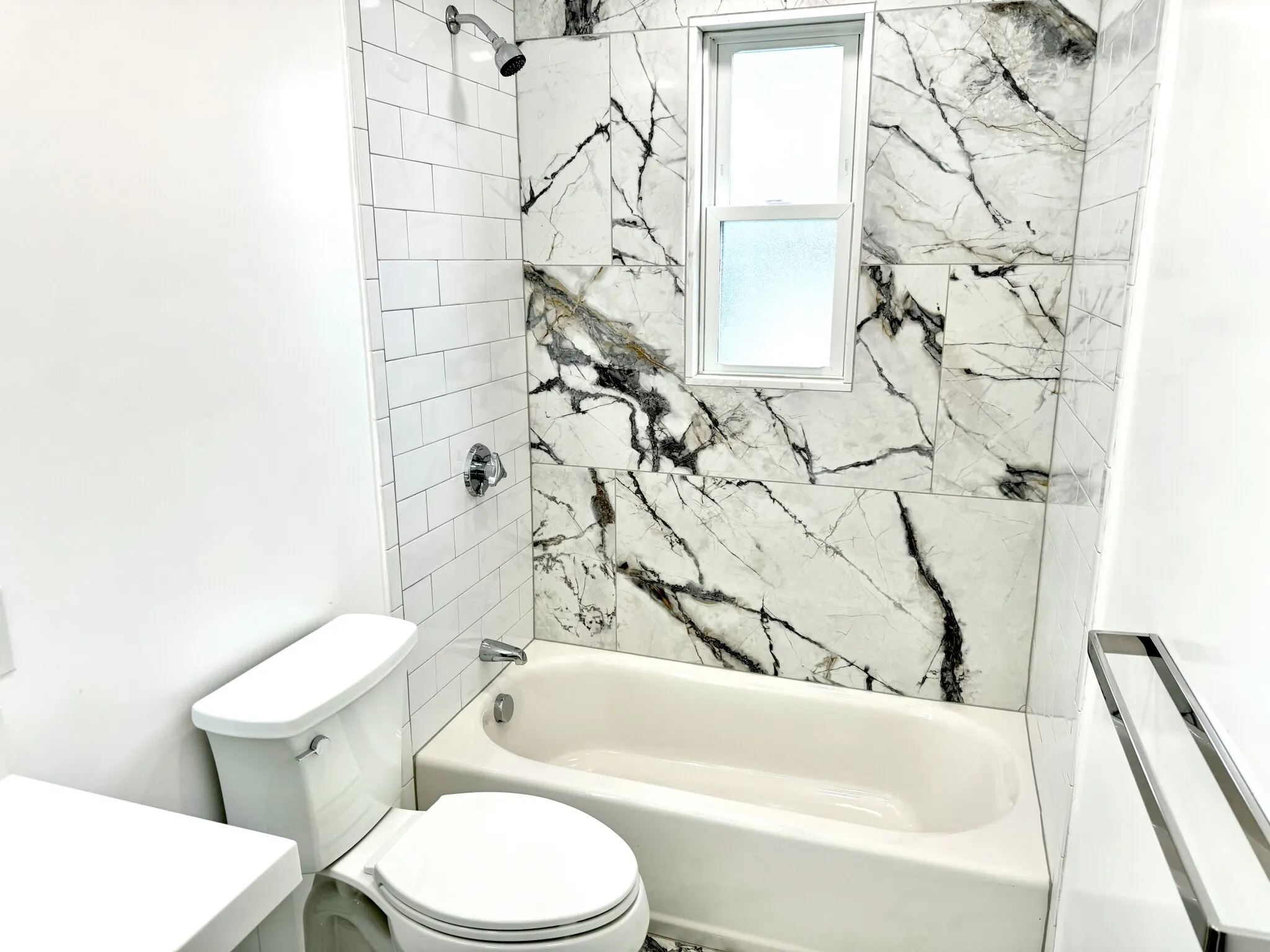 3 bed, 2 bath apartment for rent at 190 Hillside St Unit 3, Mission Hill — photo 4 of 24
