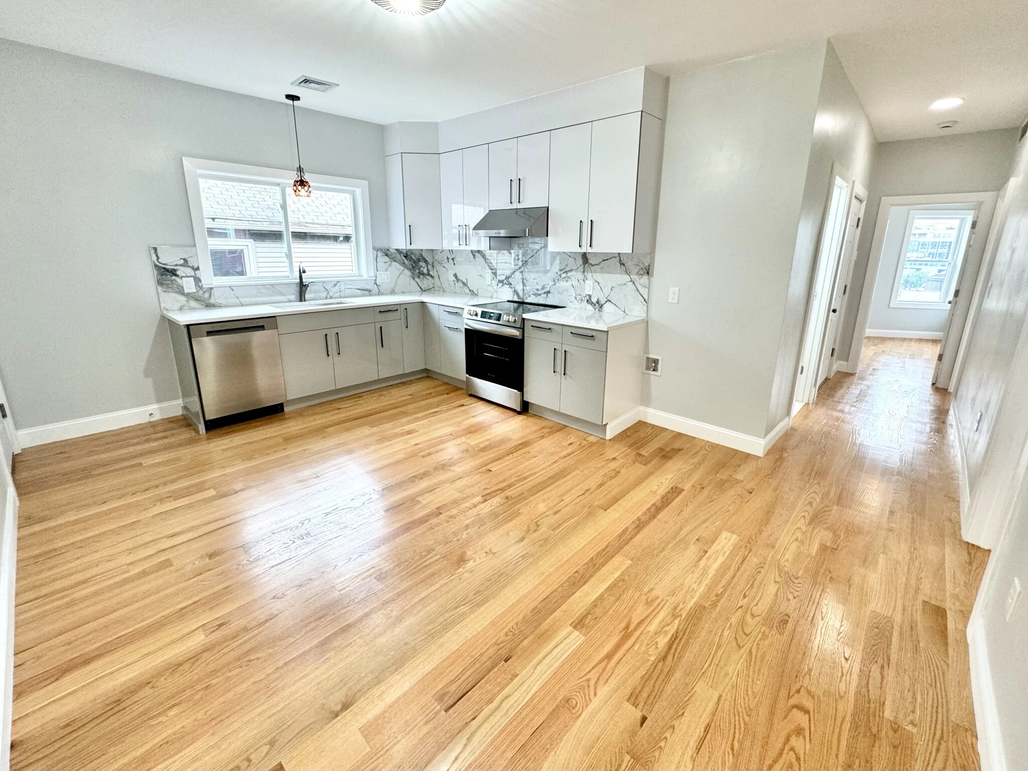 3 bed, 2 bath apartment for rent at 190 Hillside St Unit 3, Mission Hill — photo 23 of 24