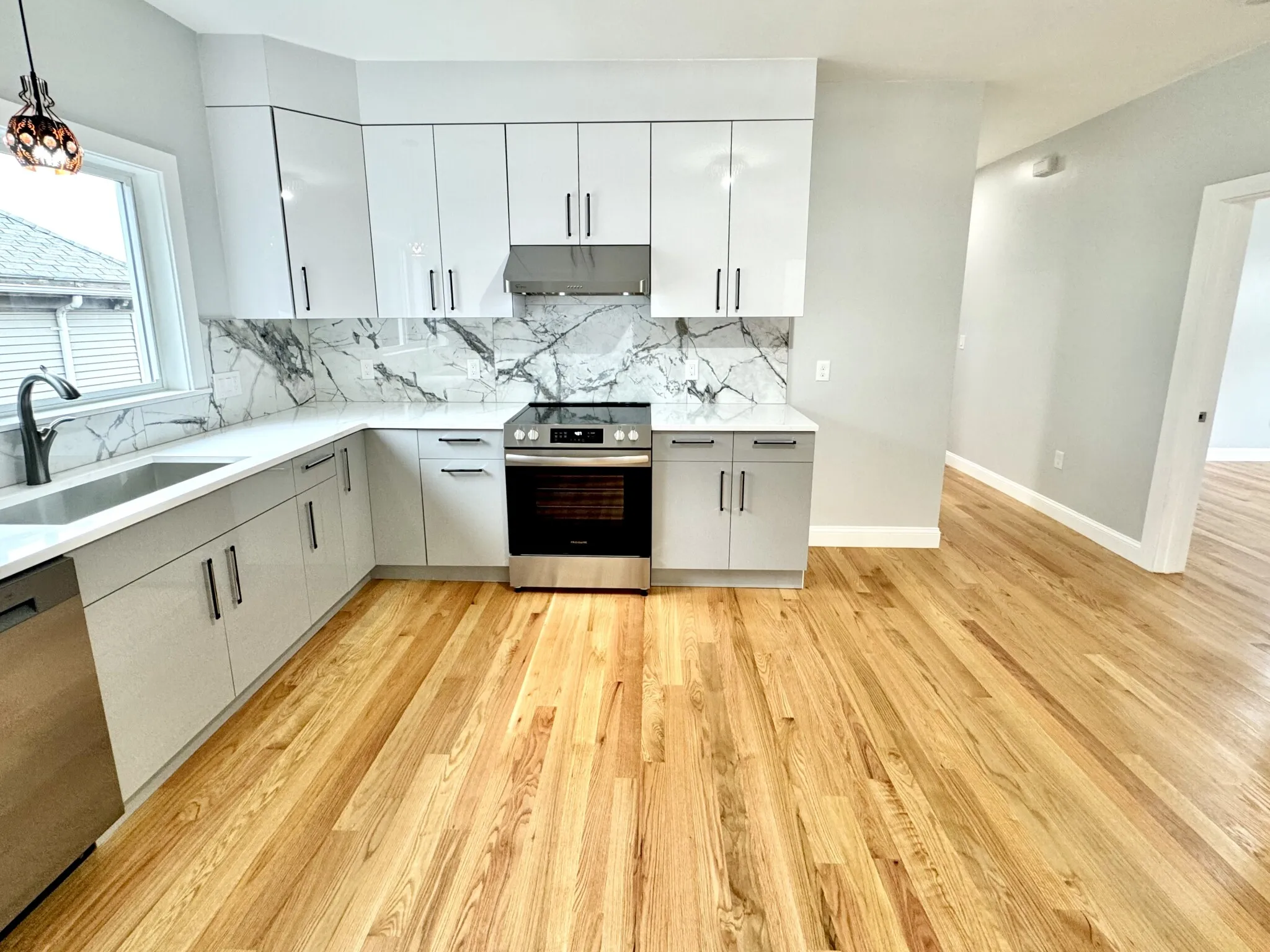 3 bed, 2 bath apartment for rent at 190 Hillside St Unit 3, Mission Hill — photo 20 of 24