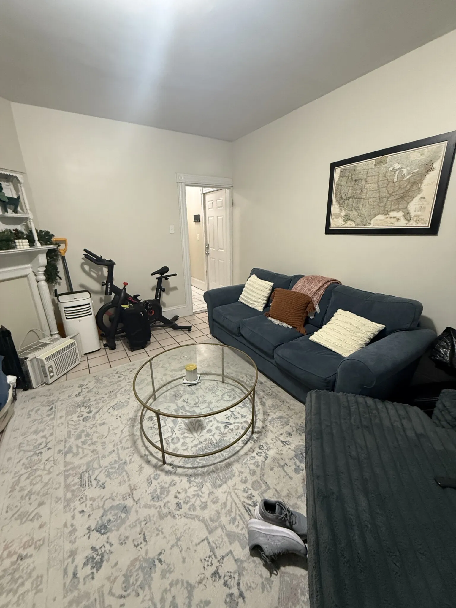 2 bed, 1 bath apartment for rent at 190 L St Unit 1, South Boston — photo 3 of 12