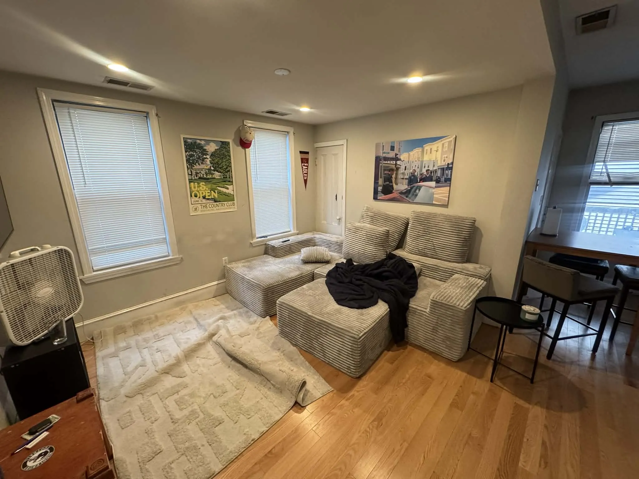 3 bed, 1 bath apartment for rent at 190 L St Unit 2, South Boston — photo 4 of 15