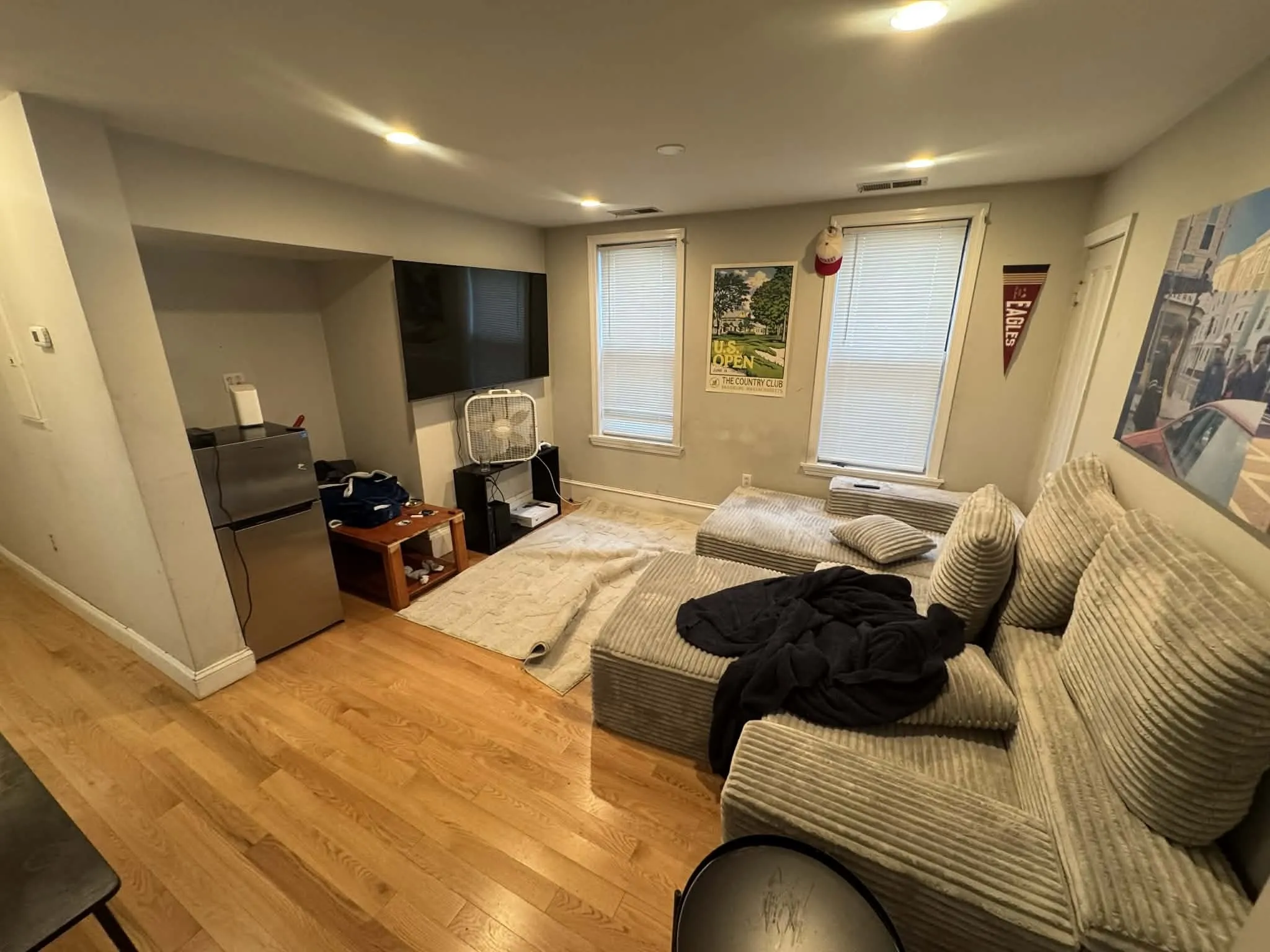 3 bed, 1 bath apartment for rent at 190 L St Unit 2, South Boston — photo 1 of 15