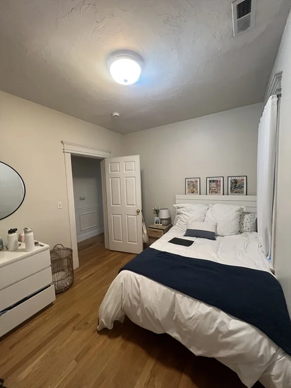 3 bed, 1 bath apartment for rent at 190 L St Unit 3, South Boston — photo 14 of 22