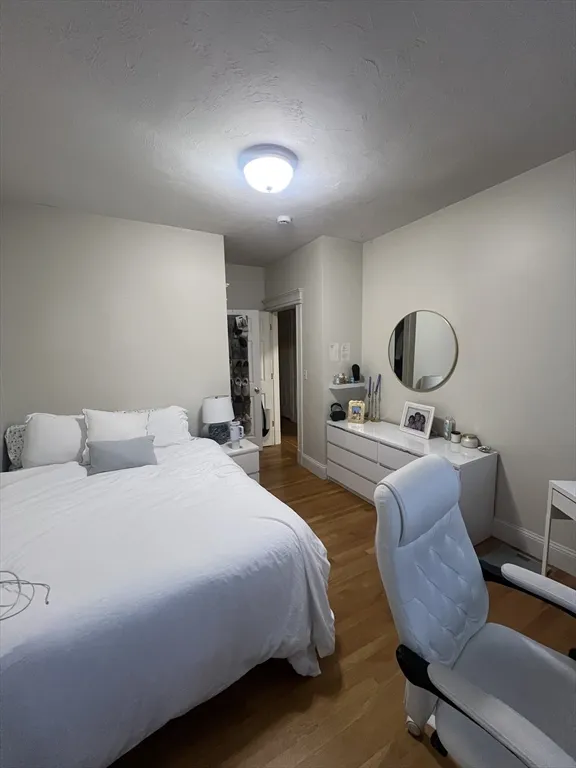 3 bed, 1 bath apartment for rent at 190 L St Unit 3, South Boston — photo 11 of 22