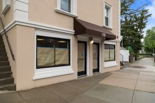 3 bed, 1 bath apartment for rent at 190 Main St Unit 2, Malden — photo 9 of 9