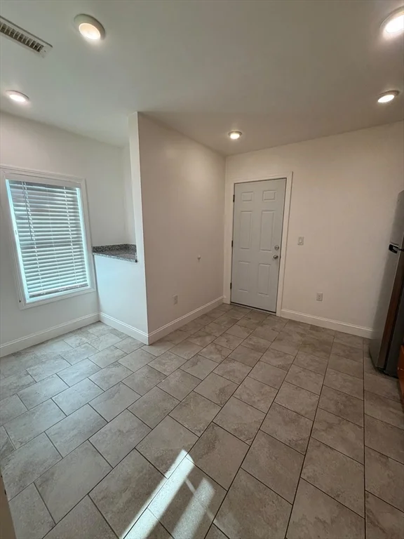 3 bed, 1 bath apartment for rent at 190 Main St Unit 3, Malden — photo 10 of 17