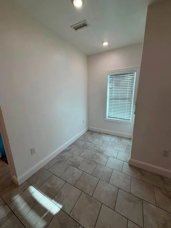 3 bed, 1 bath apartment for rent at 190 Main St Unit 5, Malden — photo 5 of 13