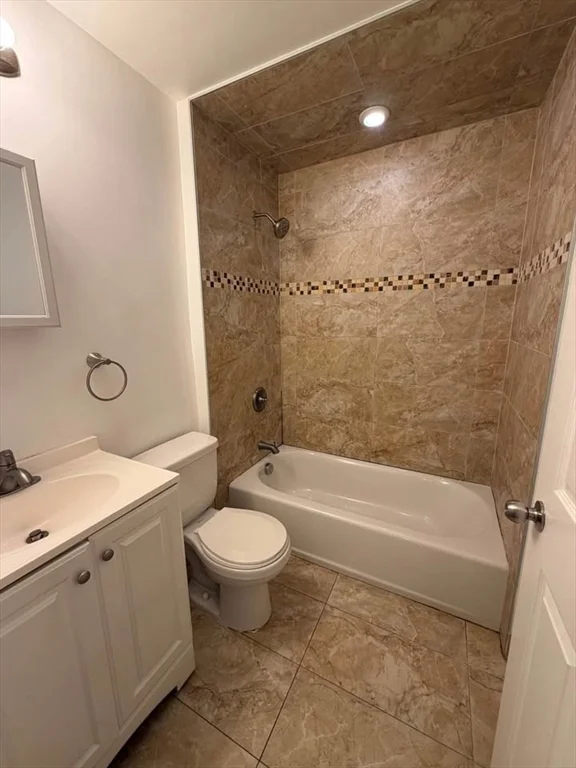 3 bed, 1 bath apartment for rent at 190 Main St Unit 9, Malden — photo 13 of 13