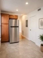 3 bed, 1 bath apartment for rent at 190 Main Unit 7, Malden — photo 2 of 10