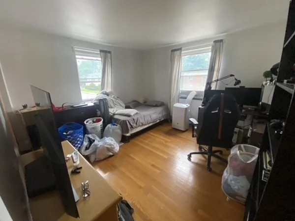 2 bed, 1 bath apartment for rent at 190 Mount Auburn St Unit 3-2, Mount Auburn (Watertown) — photo 9 of 11