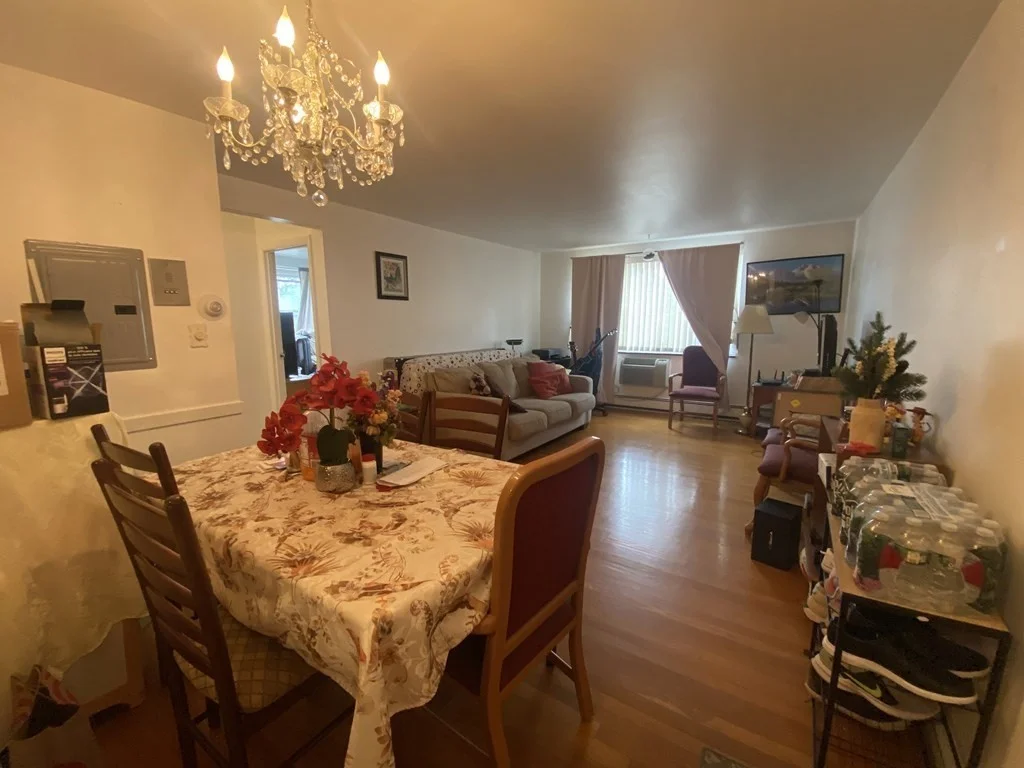 2 bed, 1 bath apartment for rent at 190 Mount Auburn St Unit 3-2, Mount Auburn (Watertown) — photo 1 of 11