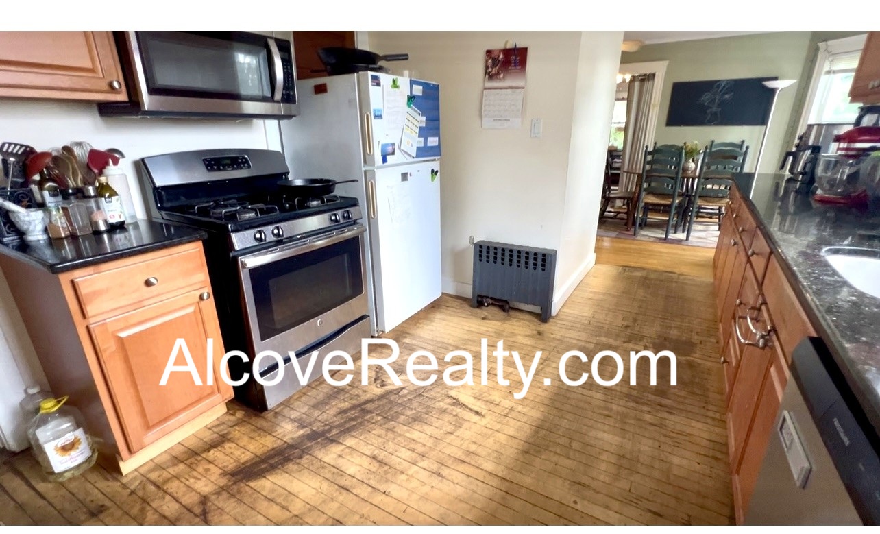 5 bed, 2 bath apartment for rent at 190 North St Unit 1a, West Somerville — photo 6 of 25