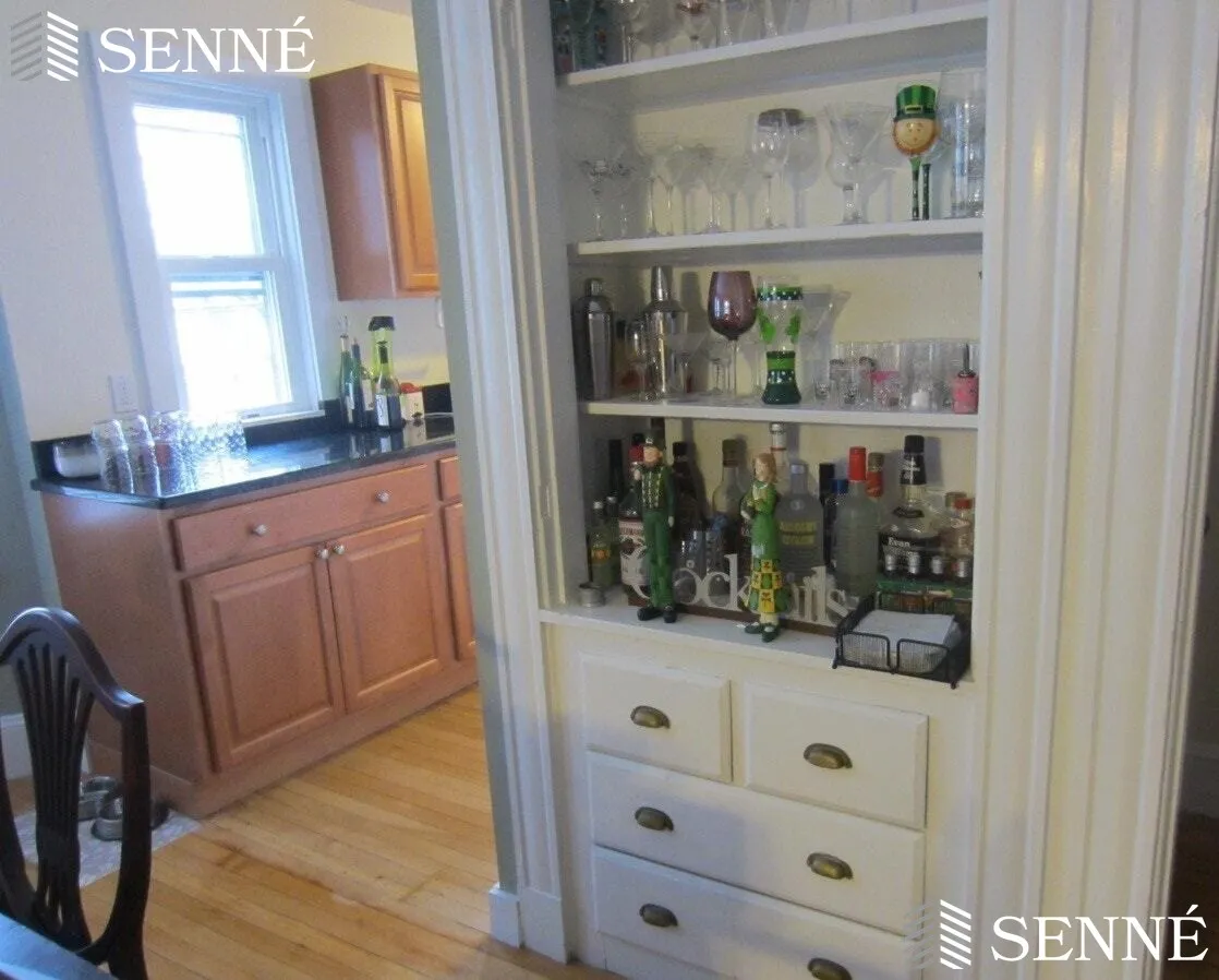 4 bed, 2 bath apartment for rent at 190 North St Unit 2, West Somerville — photo 4 of 17