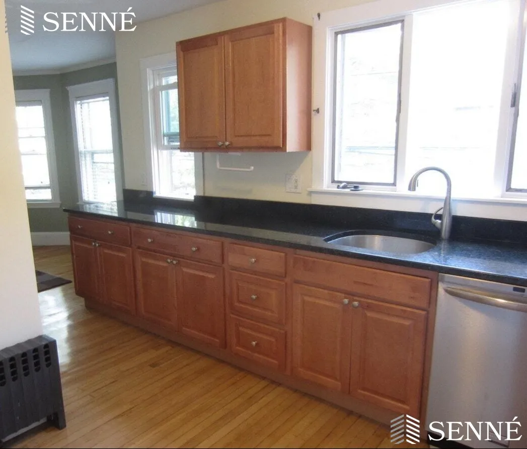 4 bed, 2 bath apartment for rent at 190 North St Unit 2, West Somerville — photo 2 of 17