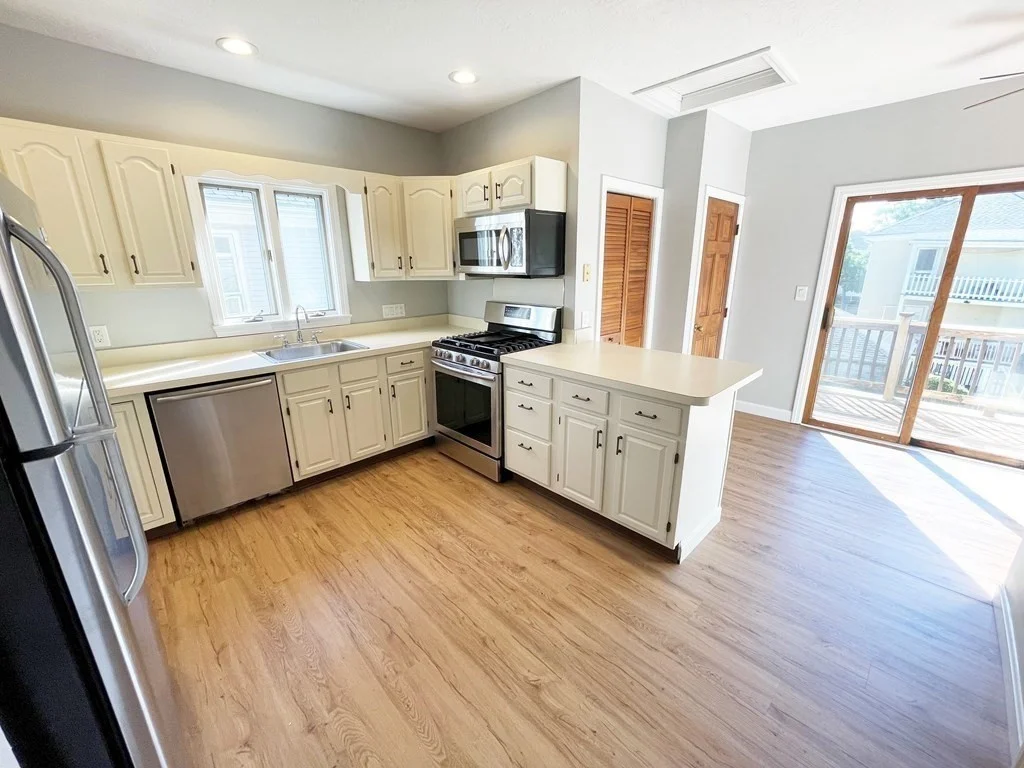 3 bed, 1 bath apartment for rent at 190 Orange St Unit 190, Roslindale — photo 9 of 12