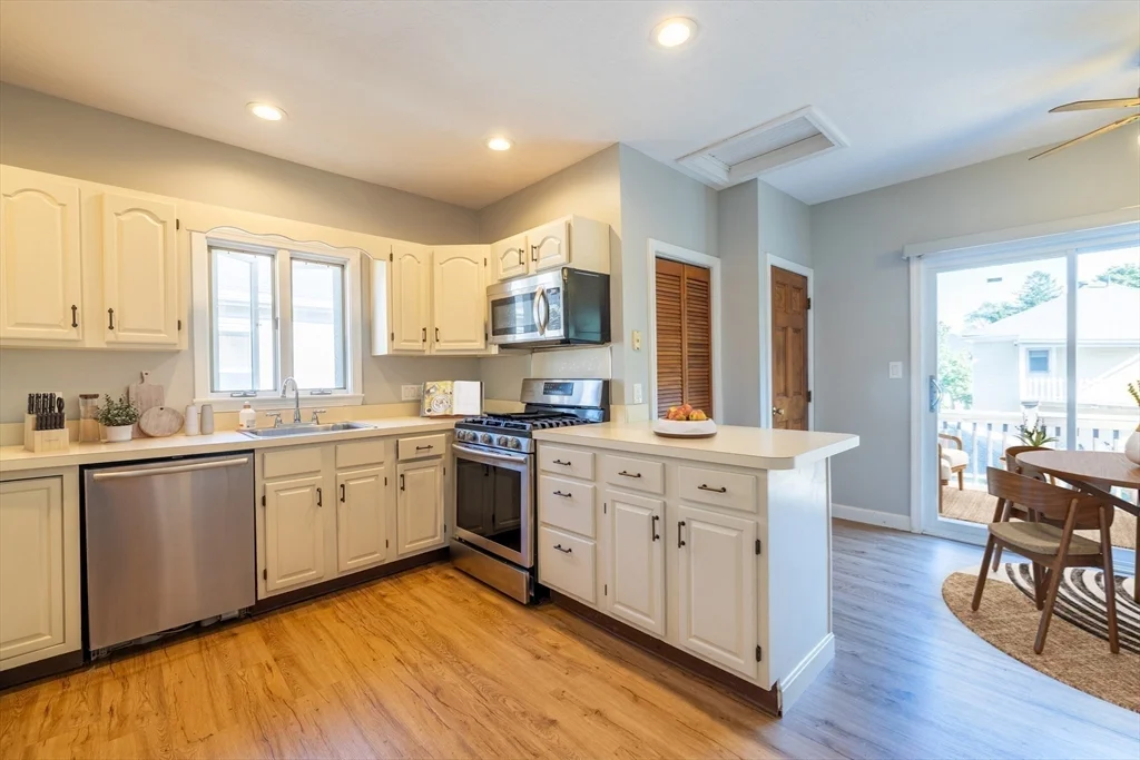 3 bed, 1 bath apartment for rent at 190 Orange St Unit 2, Roslindale — photo 9 of 19
