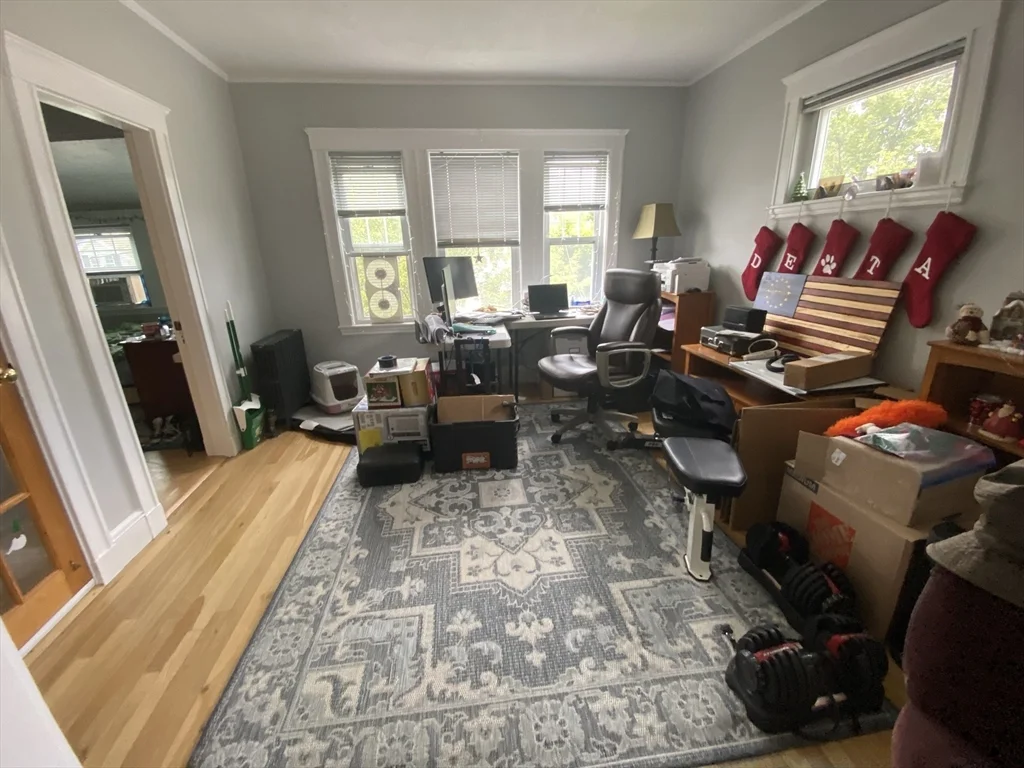 3 bed, 1 bath apartment for rent at 190 Orange Unit 1, Boston — photo 4 of 20