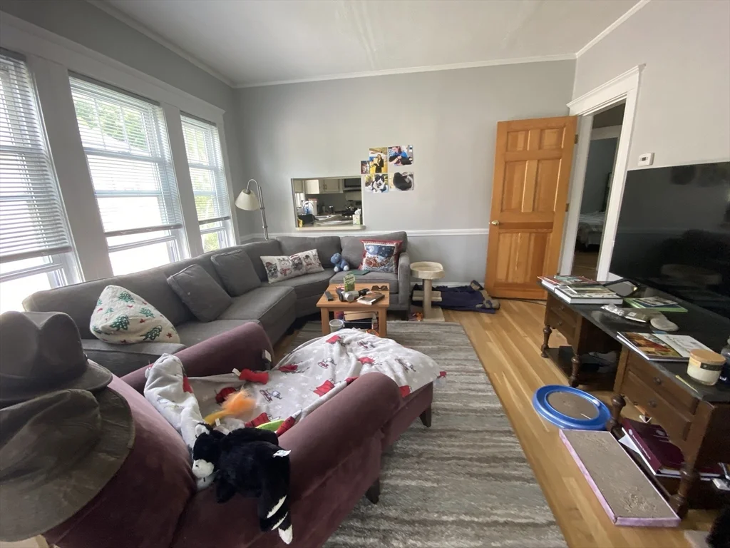 3 bed, 1 bath apartment for rent at 190 Orange Unit 1, Boston — photo 16 of 20