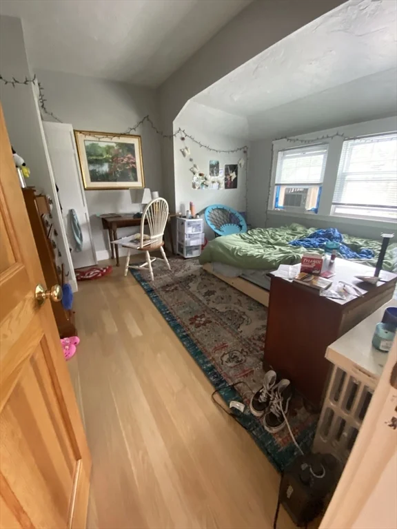 3 bed, 1 bath apartment for rent at 190 Orange Unit 1, Boston — photo 19 of 20