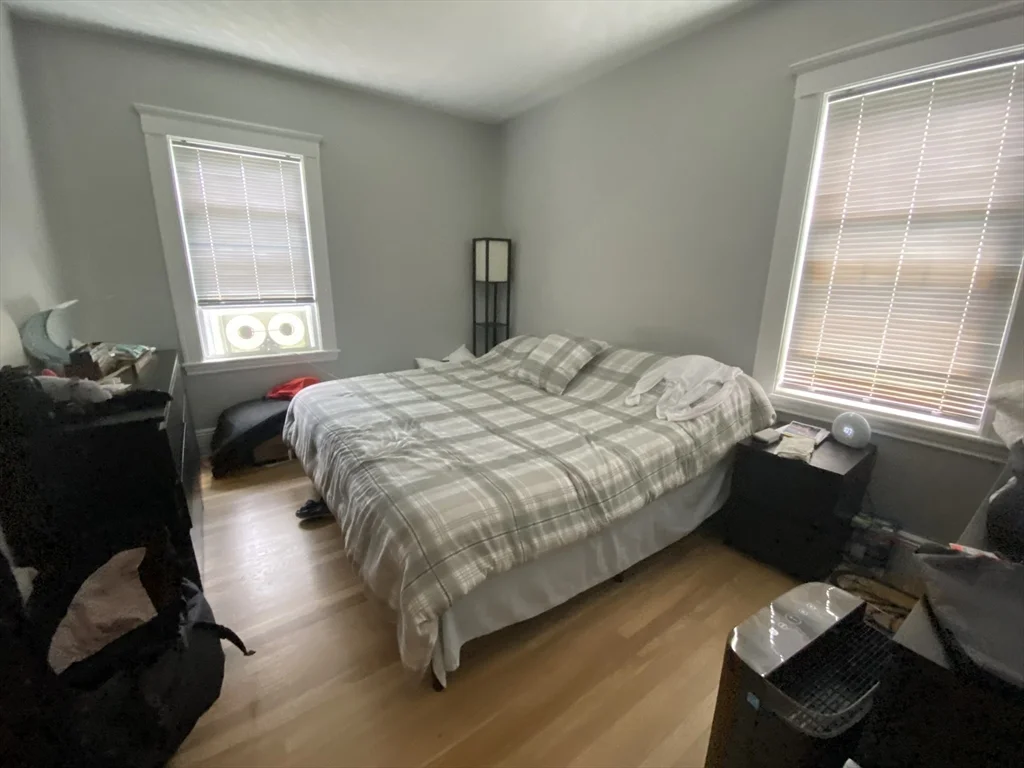 3 bed, 1 bath apartment for rent at 190 Orange Unit 1, Boston — photo 13 of 20