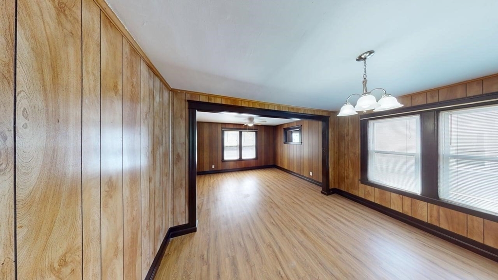 3 bed, 1 bath apartment for rent at 190 Pilgrim Unit 2, Worcester — photo 5 of 12
