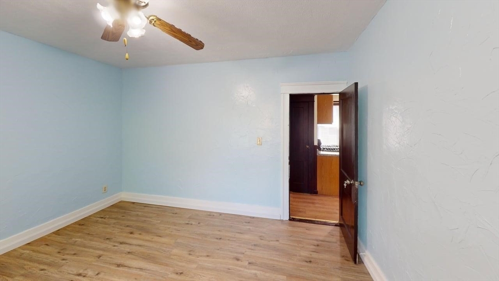 3 bed, 1 bath apartment for rent at 190 Pilgrim Unit 2, Worcester — photo 7 of 12