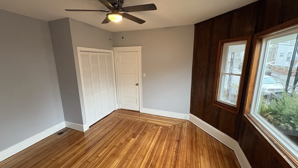 3 bed, 1 bath apartment for rent at 190 Sheridan Ave Unit 1, Medford — photo 7 of 10