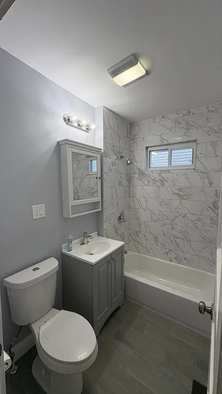 3 bed, 1 bath apartment for rent at 190 Sheridan Ave Unit 1, Medford — photo 5 of 10