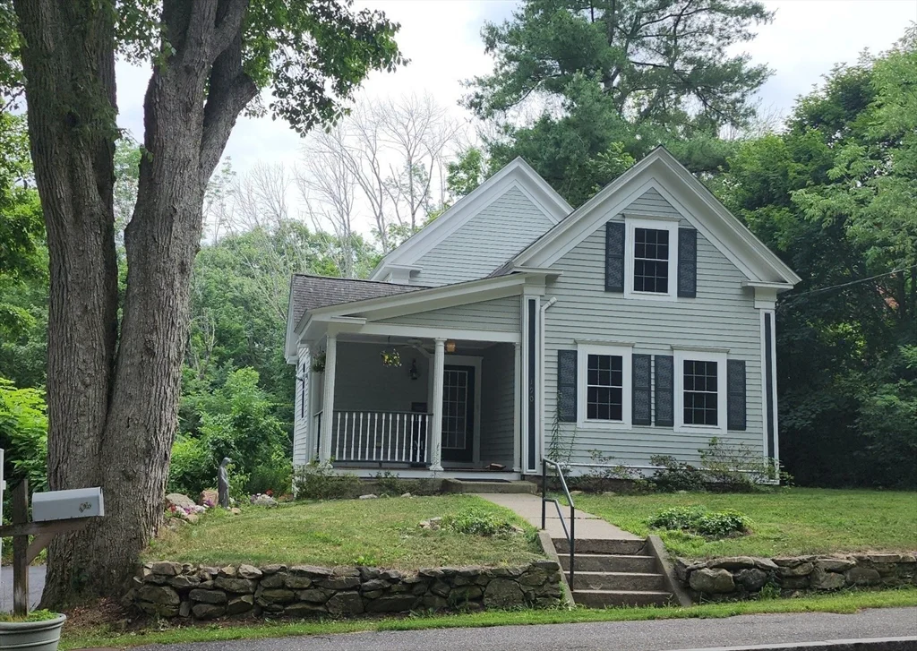3 bed, 2 bath apartment for rent at 190 Southville Rd Unit 190, Southborough