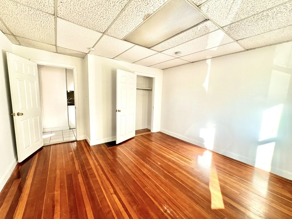 2 bed, 1 bath apartment for rent at 190 Sylvan St Unit 1, Malden — photo 7 of 16