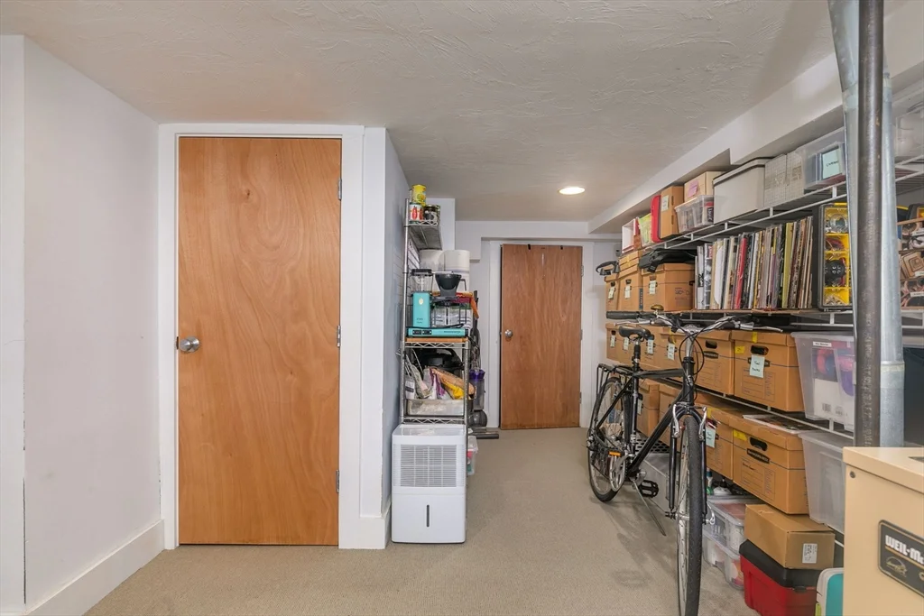 1 bed, 1 bath apartment for rent at 190 Tremont St Unit 2, Union Square — photo 14 of 17