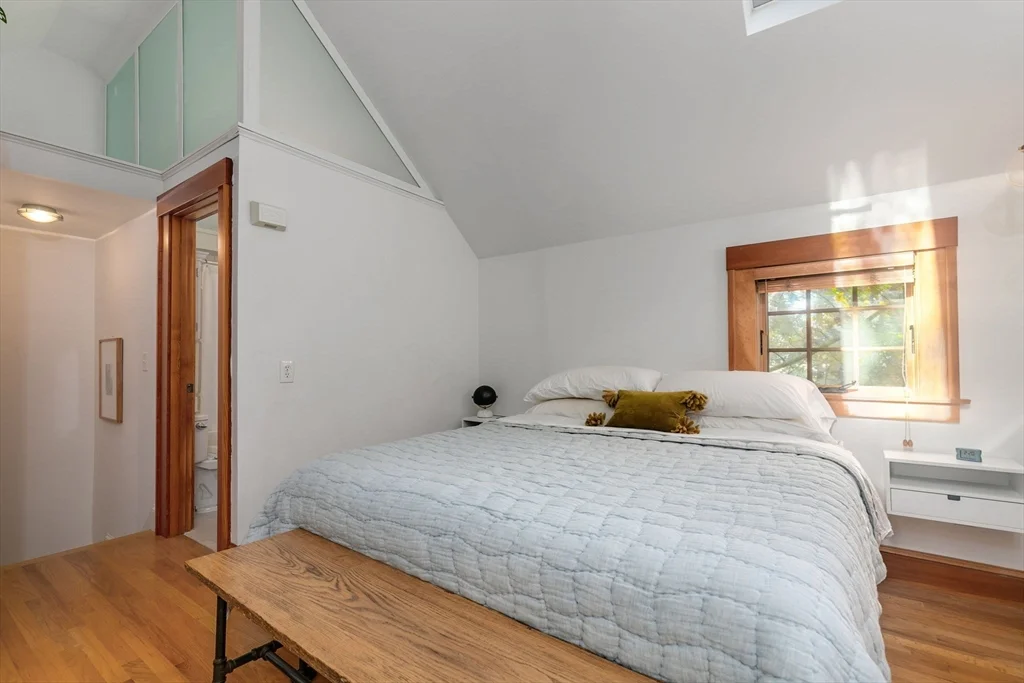 1 bed, 1 bath apartment for rent at 190 Tremont St Unit 2, Union Square — photo 10 of 17