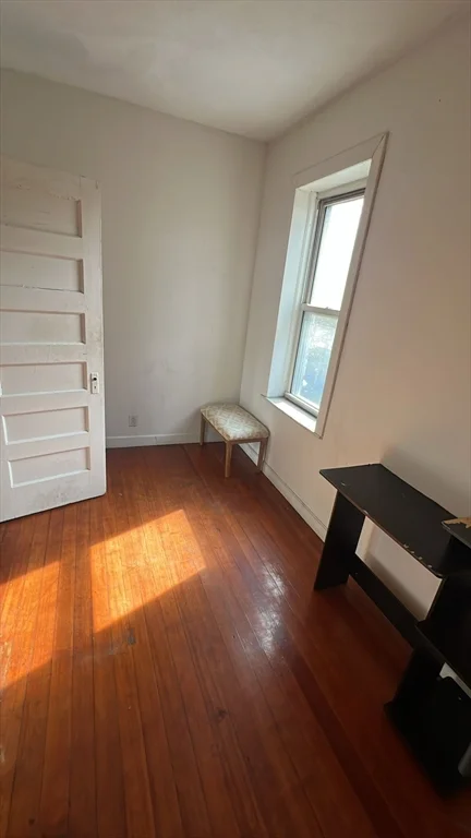 4 bed, 2 bath apartment for rent at 1901 Beacon St Unit 12K, Brookline — photo 2 of 13