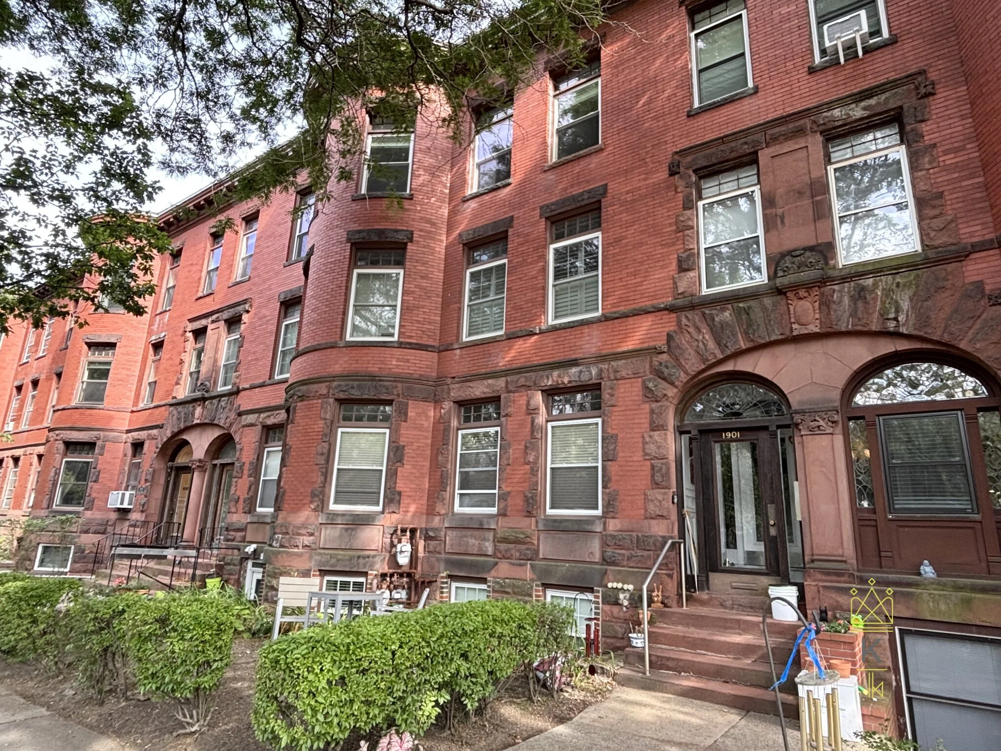 3 bed, 2 bath apartment for rent at 1901 Beacon St Unit 2, Brookline — photo 16 of 16