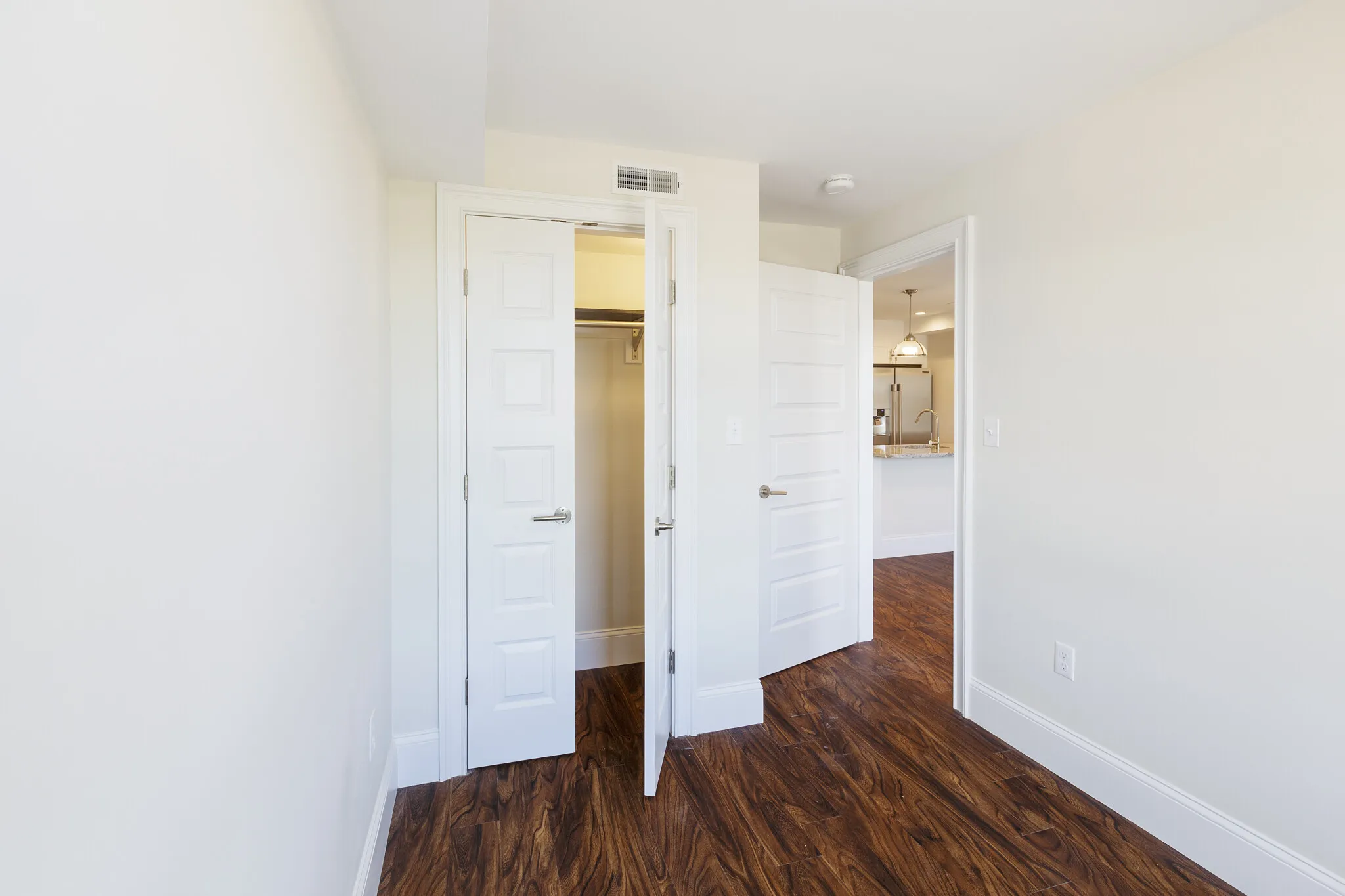 4 bed, 2 bath apartment for rent at 1902 Washington St Unit 7, Roxbury — photo 3 of 21