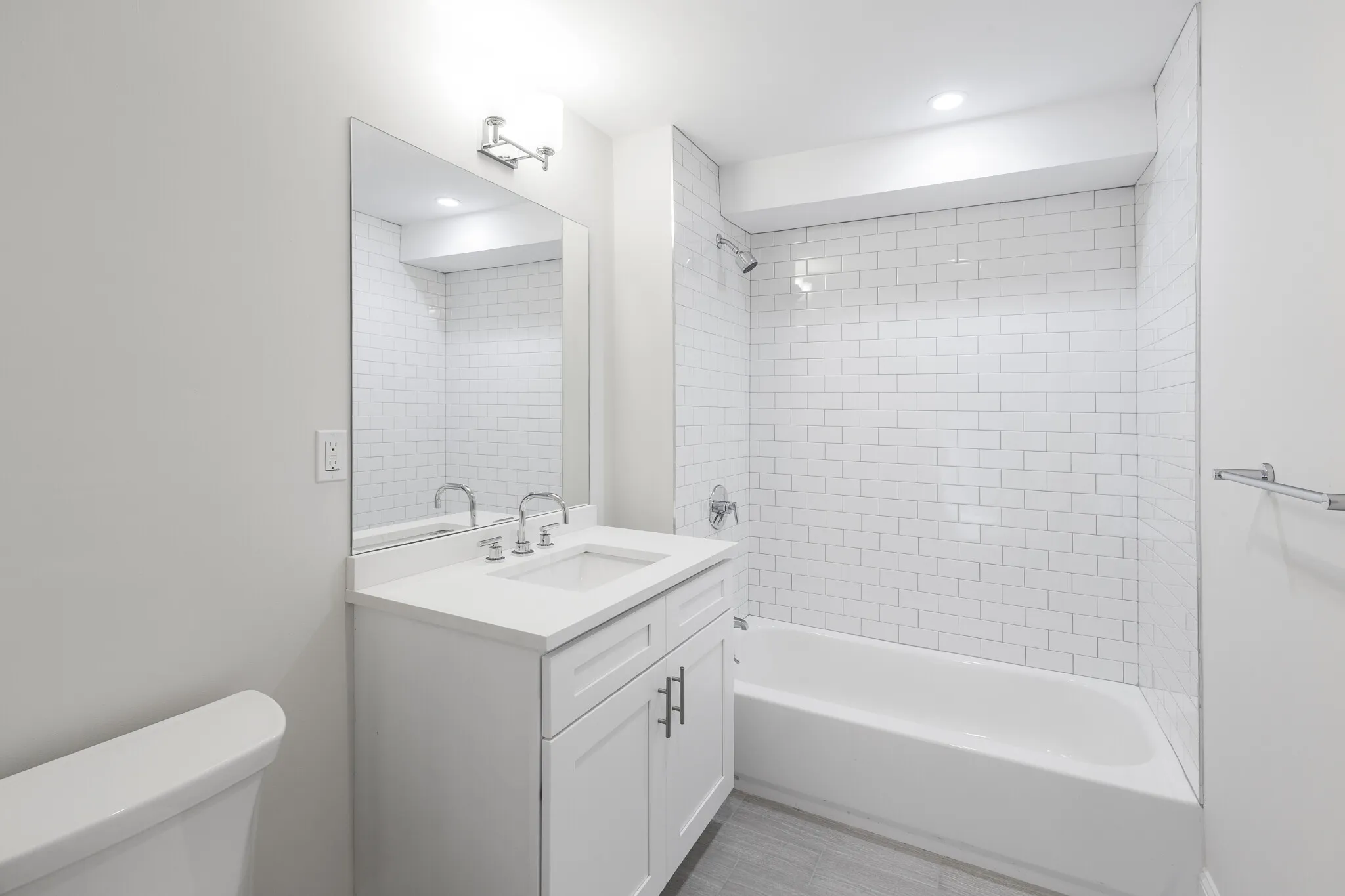 4 bed, 2 bath apartment for rent at 1902 Washington St Unit 7, Roxbury — photo 6 of 21