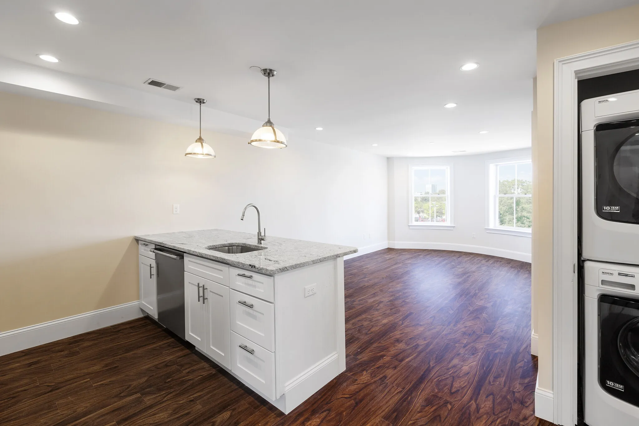 4 bed, 2 bath apartment for rent at 1902 Washington St Unit 7, Roxbury — photo 7 of 21