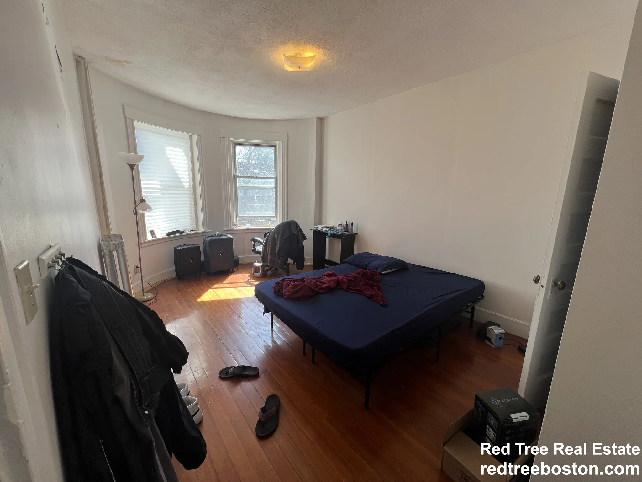 4 bed, 2 bath apartment for rent at 1905 Beacon St Unit 2F, Brookline — photo 11 of 16