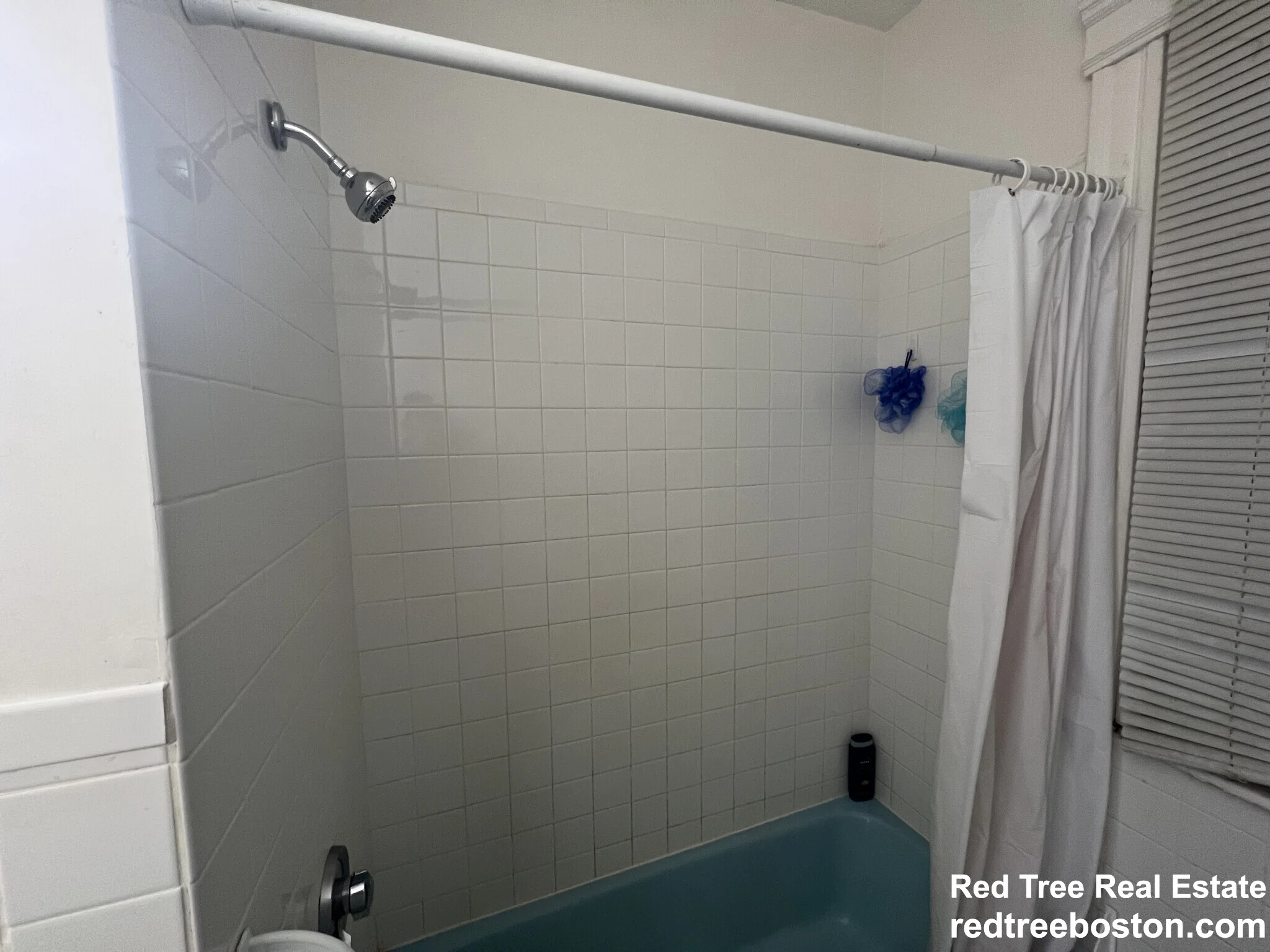 4 bed, 2 bath apartment for rent at 1905 Beacon St Unit 2F, Brookline — photo 14 of 16