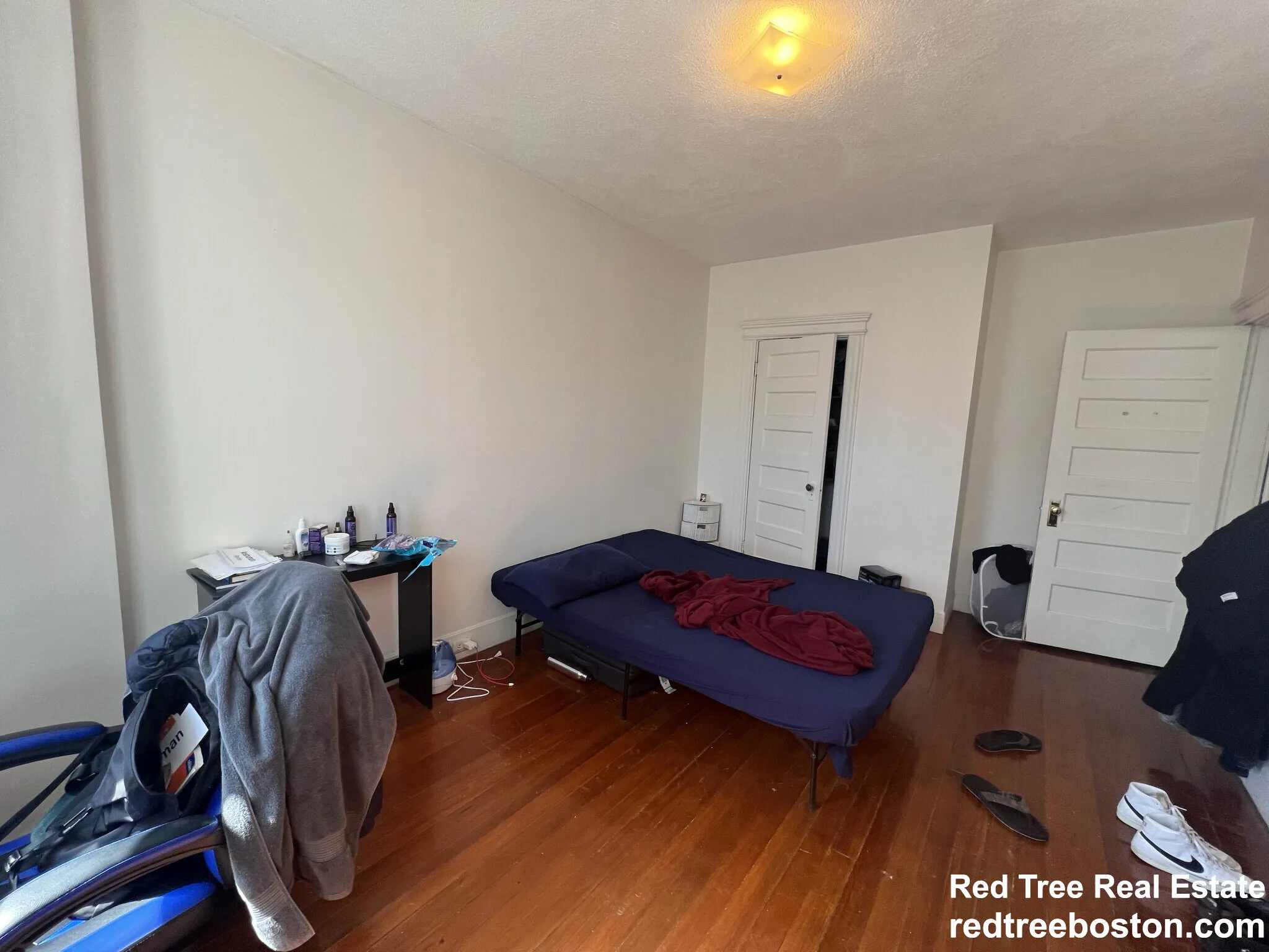 4 bed, 2 bath apartment for rent at 1905 Beacon St Unit 2F, Brookline — photo 12 of 16