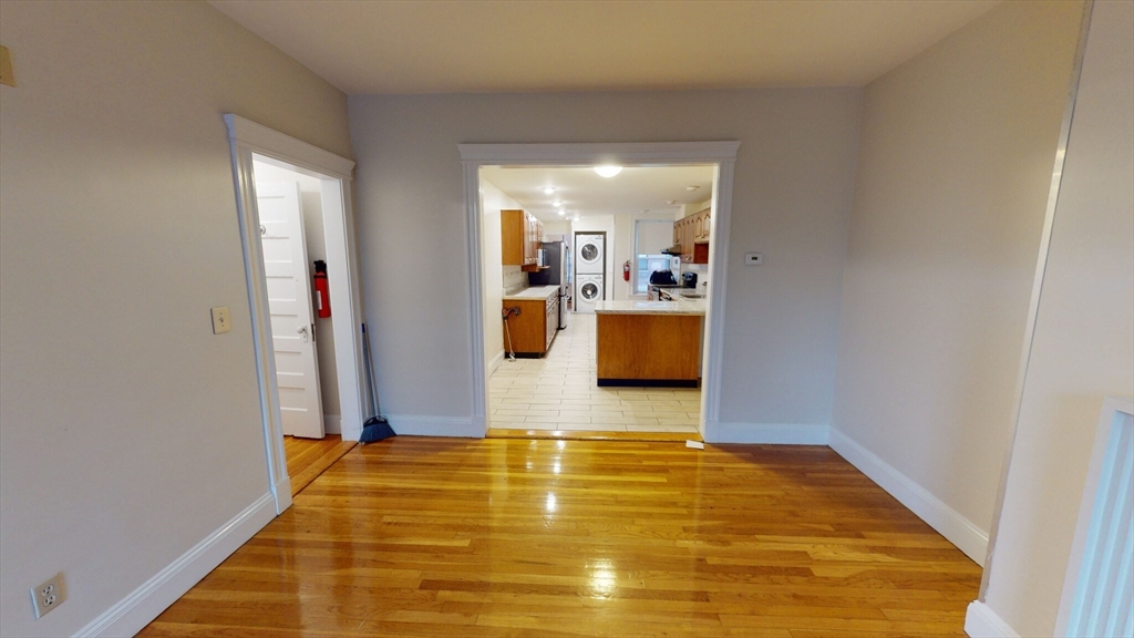 3 bed, 2 bath apartment for rent at 1906 Beacon Unit 1, Brookline — photo 4 of 11