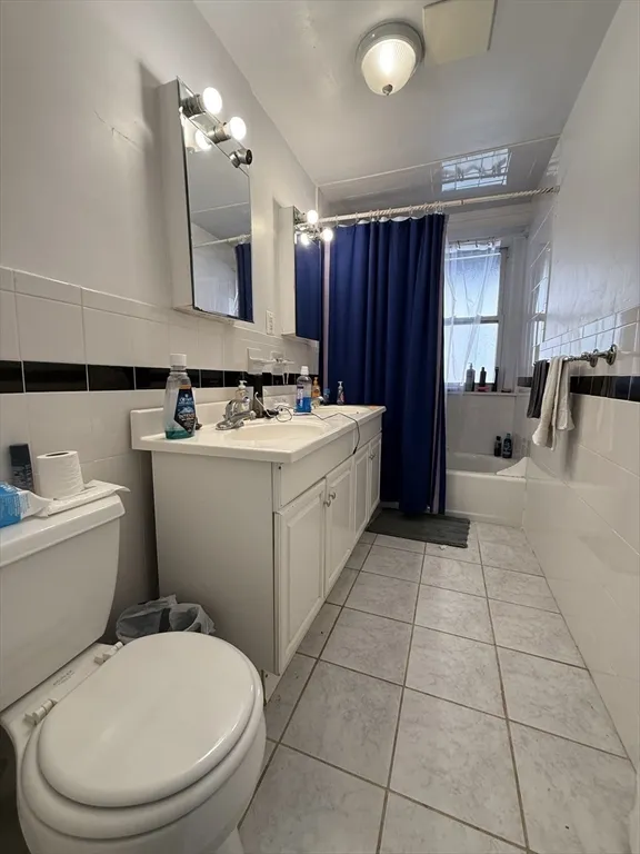 4 bed, 2 bath apartment for rent at 1908 Beacon St Unit 2, Brookline — photo 14 of 22
